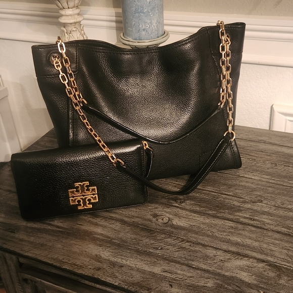Tory Burch Britten tote with wallet - Picture 3 of 16